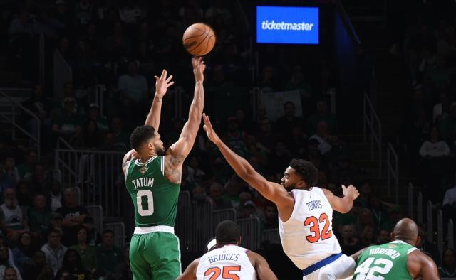 开云体育app下载-超神一战！塔图姆打脸勇士主帅？科尔躺枪上热搜