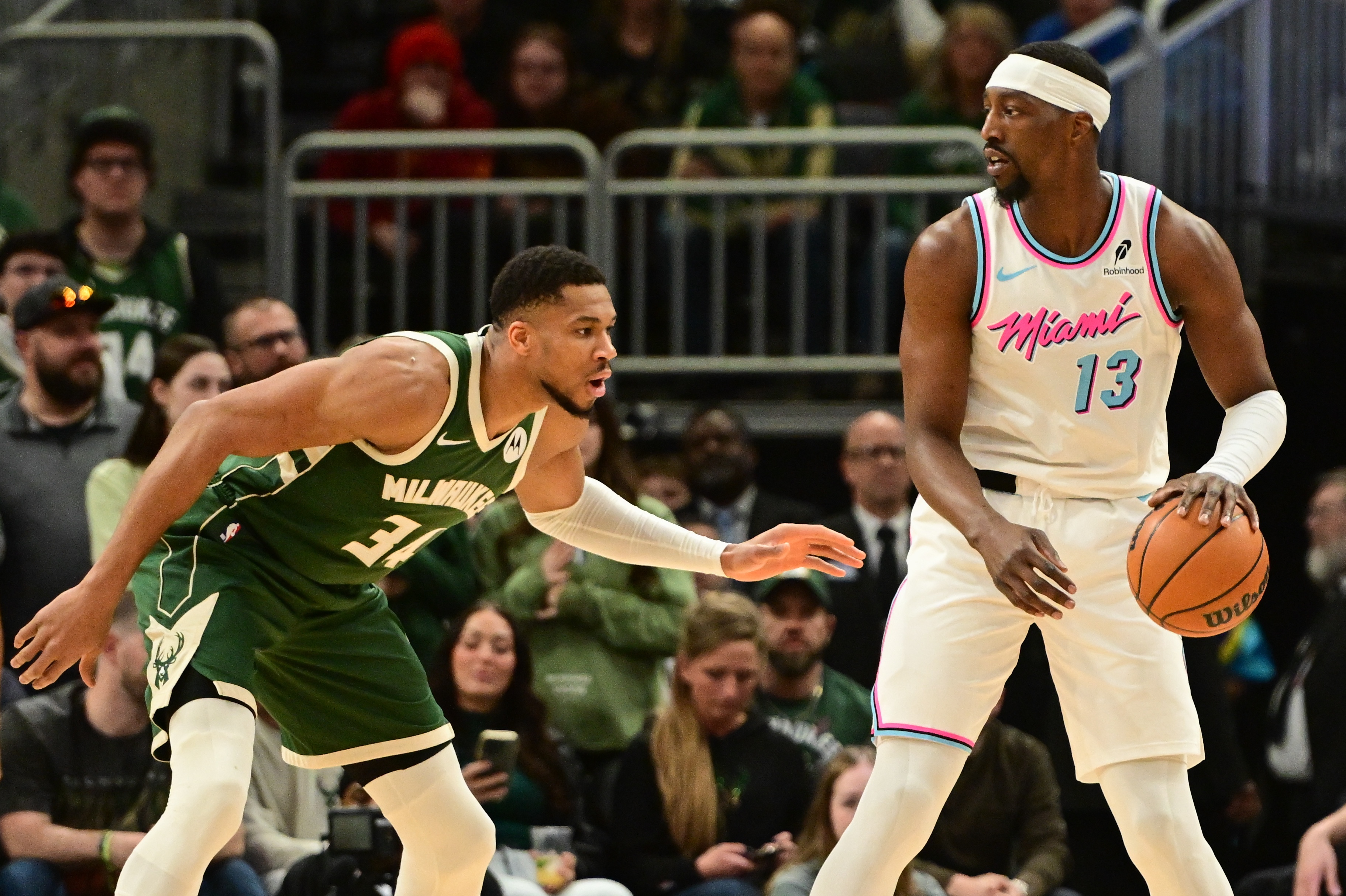 开云体育app-字母谈阿德巴约83分43罚：怎么做到的不重要 二三十年后没人记得